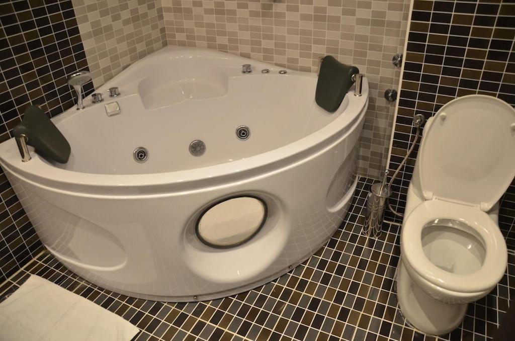 Hotel Golf Luxury Kruševac Kültér fotó